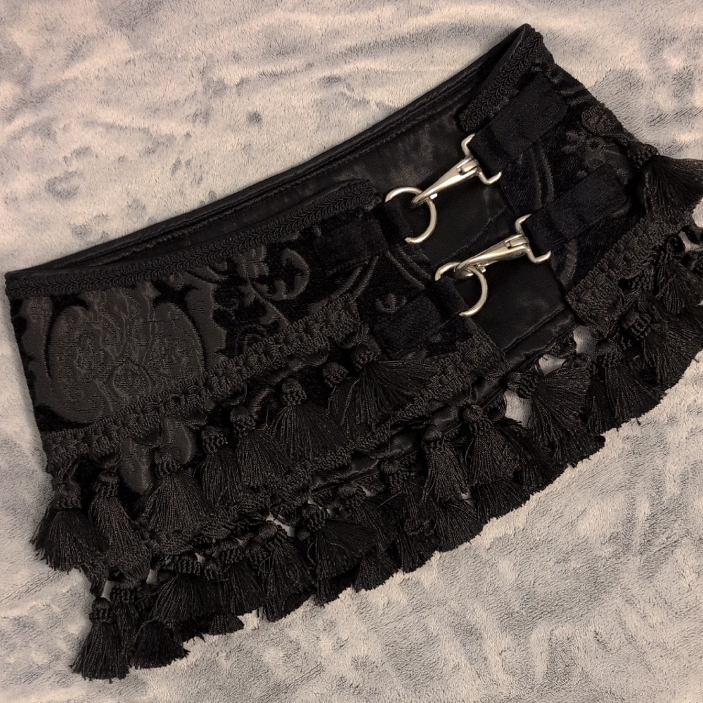 Vintage Shrine of Hollywood Tapestry Kilt. EUC